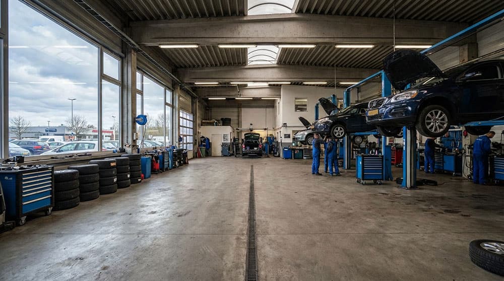 Auto Repair Shop Garage